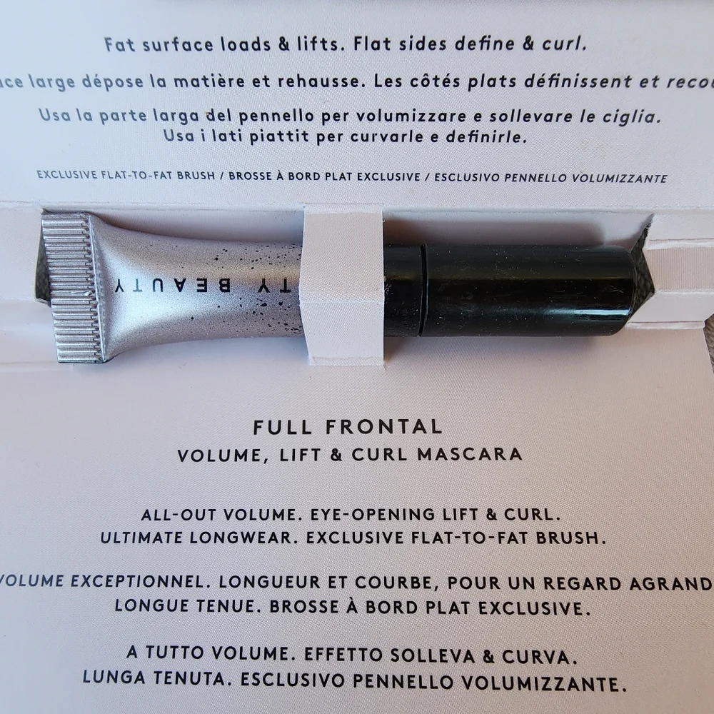 🤩FENTY BEAUTY Full Frontal Mascara
